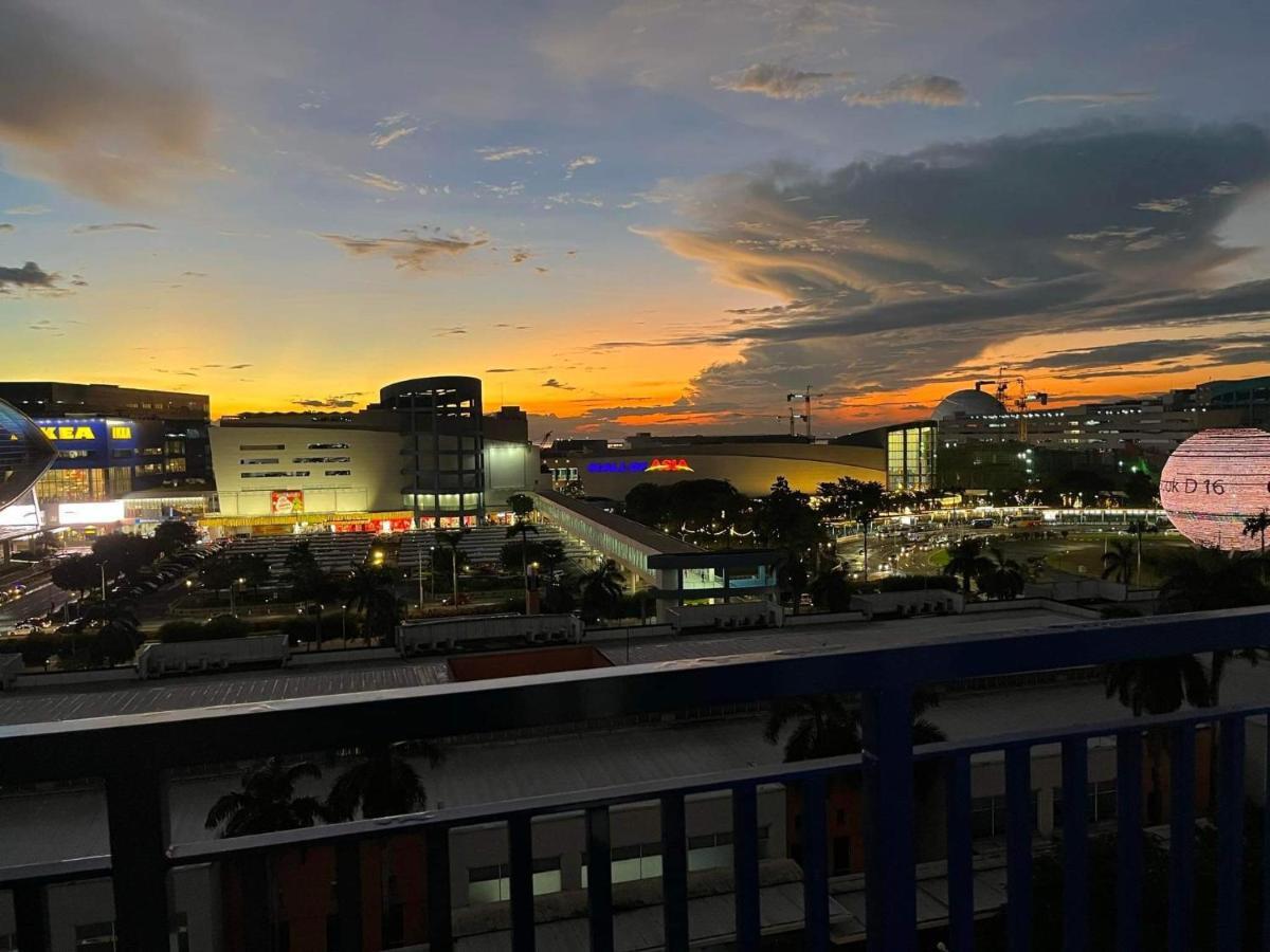 Madison'S Place At Sea Moa Manila Ngoại thất bức ảnh
